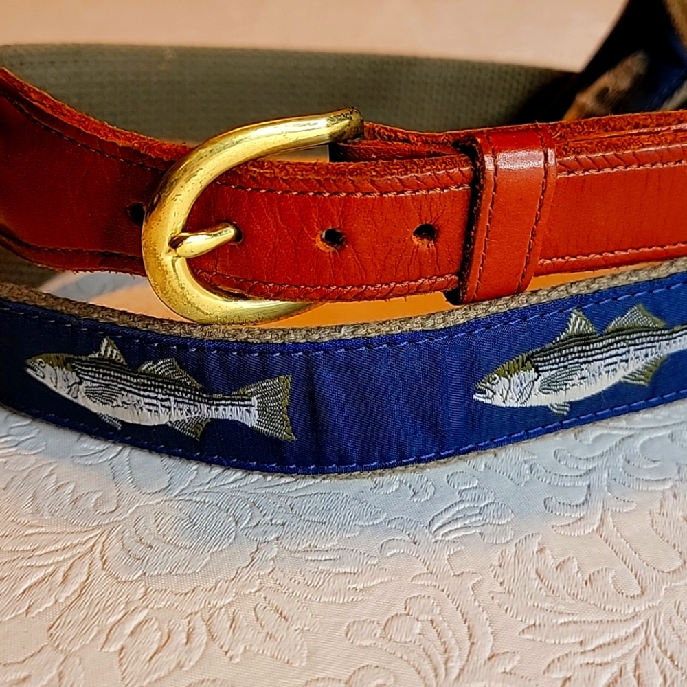 Preston men’s striped bass fabric and leather belt. 44”